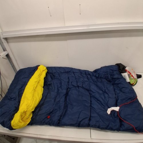 COLEMAN PALMETTO REGULAR WARM WEATHER SLEEPING BAG - RH ZIPPER - 75" X 33" - (MODEL: 2000034714) image 2