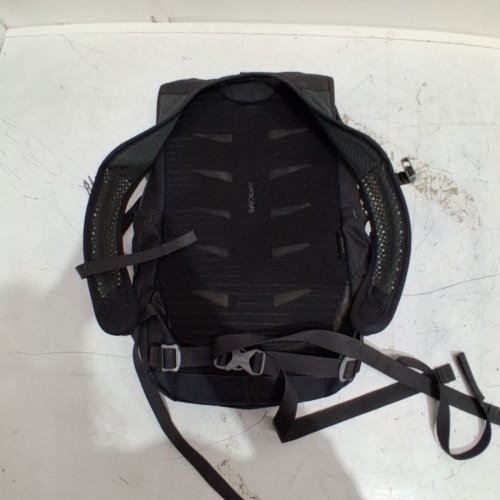 OSPREY DAYLITE COMMUTER BACKPACK - 30L MAX - BLACK (MODEL : 10002926) image 6
