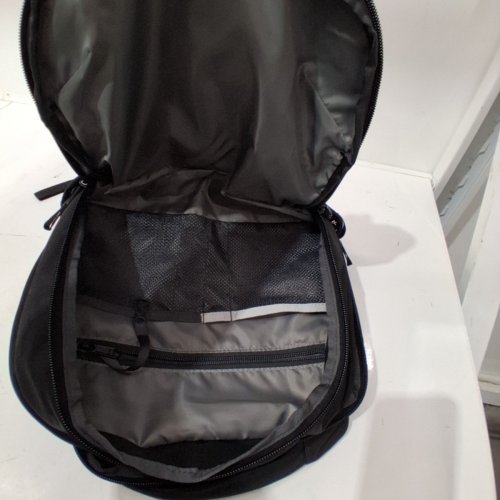 THE NORTH FACE JESTER EVERYDAY LAPTOP BACKPACK - 28L CAPACITY - BLACK image 4