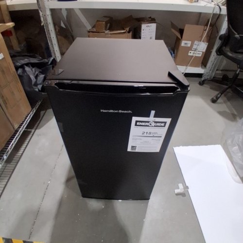 HAMILTON BEACH SINGLE DOOR COMPACT REFRIGERATOR - 3.3CU FT - BLACK (MODEL: HBR33MBKE02) image 3