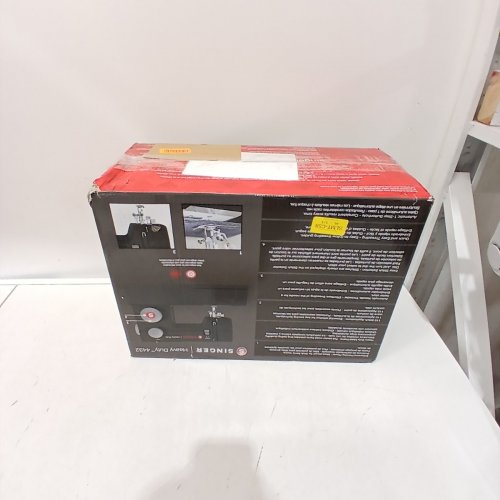 SINGER 4432 HEAVY DUTY EXTRA-HIGH SPEED 32-STITCH SEWING MACHINE (MODEL: 4432) image 5