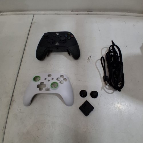 FUSION PRO 2 WIRED CONTROLLER FOR XBOX ONE - BLACK image 6