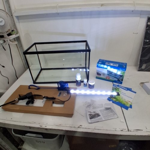 MARINA 10GAL LED AQUARIUM KIT image 3