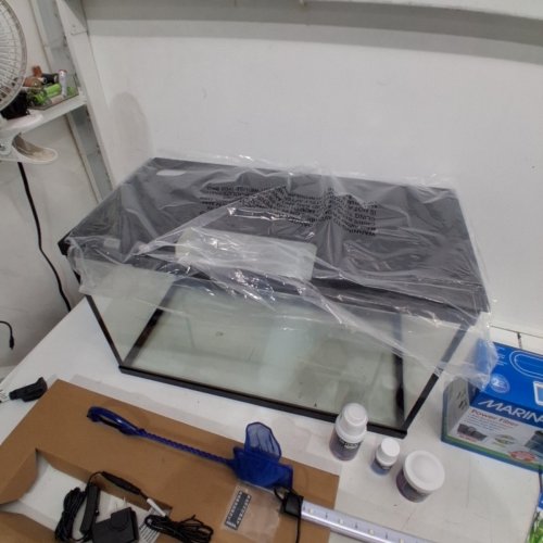 MARINA 10GAL LED AQUARIUM KIT image 6