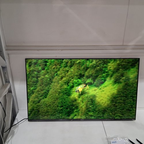 PHILIPS 4K UHD QLED ROKU SMART TV - 50" (MODEL: 50PQL7676) image 6