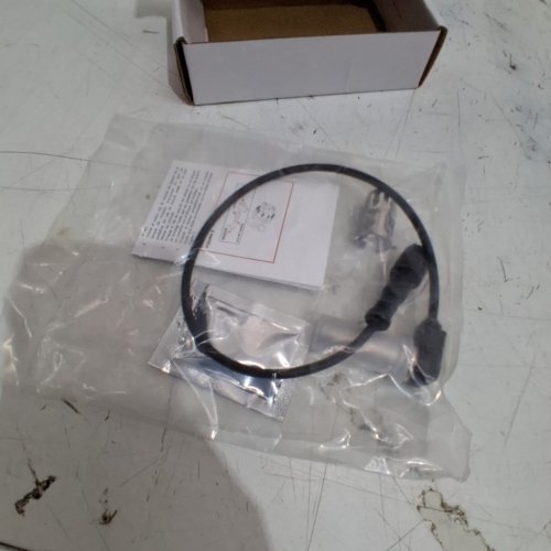 SENRUIJIA FLANGE MOUNT TRUCK ABS SENSOR - UNIVERSAL FIT - BLACK (MODEL: SDJ-01021) image 2
