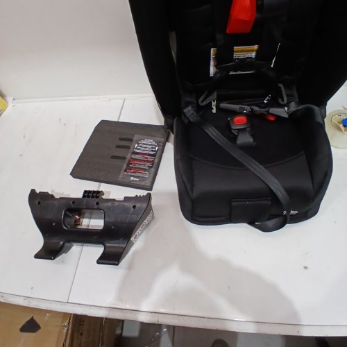 DIONO RADIAN 3R 3-IN-1 CONVERTIBLE CAR SEAT FOR UPTO 10 YEARS - 120LBS CAPACITY - JET BLACK (MODEL: 50620-NA-01) image 4