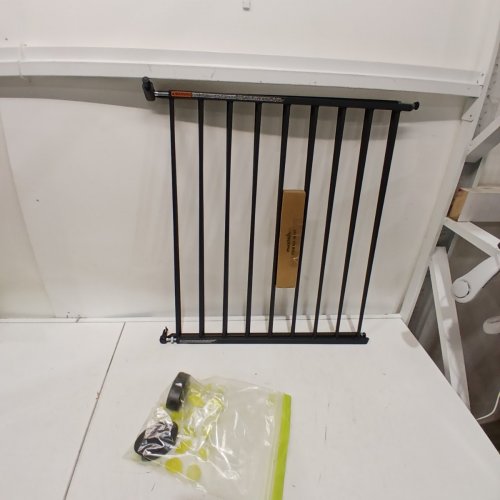 MUNCHKIN PUSH TO CLOSE BABY GATE FOR STAIRS WITH HARDWARE - 27"X30.5"X2.25" - BLACK - (MODEL: 46777001-SIOC) image 2