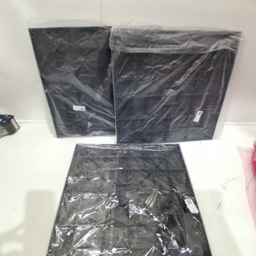 3PK SQUARE OUTDOOR WALKWAY LAWN STEPPINGSTONES - 15.75" X 15.75" - BLACK image 2