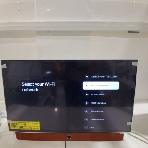 SKYWORTH 24" PORTABLE SMART GOOGLE TV WITH IN-BUILT BATTERY, DOLBY AUDIO, PROTECTIVE CASE - 1080P HD - 24" - WHITE/BROWN (MODEL: 24P150) image 5