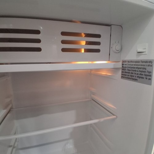 FRIGIDAIRE COMPACT MINI FRIDGE WITH CHILLER AND ERASER BOARD DOOR - 3.2CU.FT. - WHITE (MODEL: EFR331-WHITE-6COM) image 2