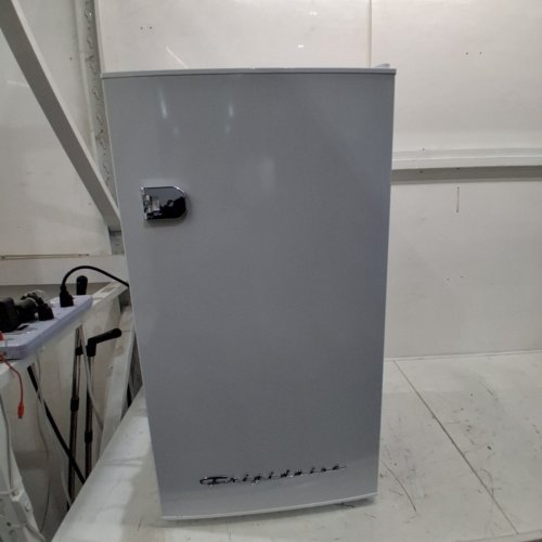 FRIGIDAIRE COMPACT MINI FRIDGE WITH CHILLER AND ERASER BOARD DOOR - 3.2CU.FT. - WHITE (MODEL: EFR331-WHITE-6COM) image 3