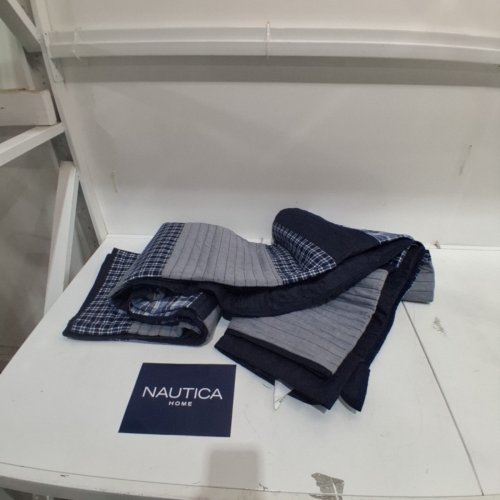 NAUTICA HOME COTTON REVERSIBLE QUILT - 90" X 90" QUEEN SIZE - BLUE PLAID/NAVY (STYLE: ADDISON) image 3