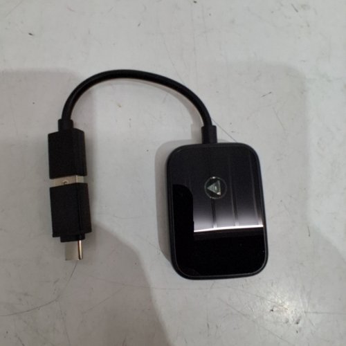 WIRELESS CARPLAY ADAPTER - BLACK image 4