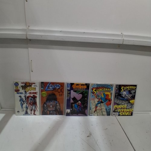 10 ASSTD DC COMIC BOOKS - WONDER WOMAN #59, BLACK CANARY #1, JUSTICE LEAGUE #70, JUSTICE LEAGUE OF AMERICA #71, SUPERMAN: THE MAN OF STEEL #5, #21, SUPERMAN #335, HAWK AND DOVE #28, LOBO'S BACK #1, BATMAN: GOTHAM NIGHTS #3 - VARIOUS AUTHORS image 3