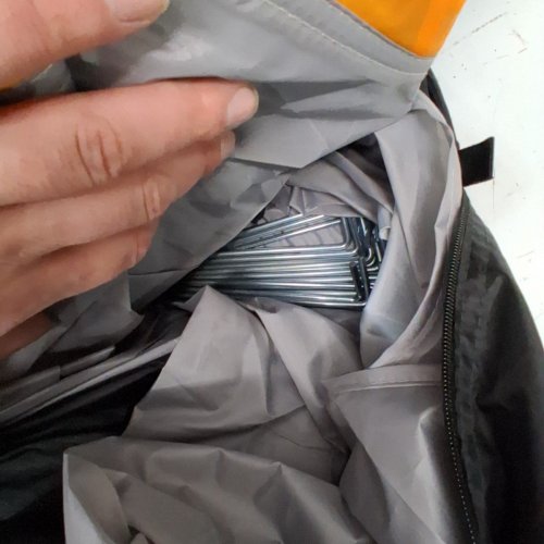 UNP 10-PERSON CAMPING TENT WITH CARRY BAG - 18FT X 9FT X 78" - GREY/BLUE/ ORANGE (MODEL: UNP-180978) image 3