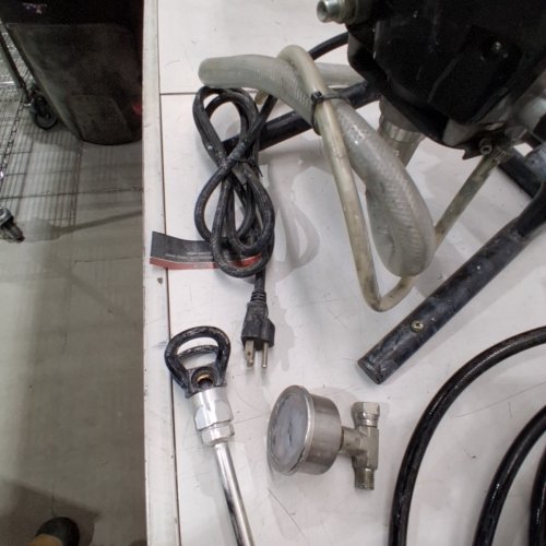 STAND HIGH EFFICIENCY ELECTRIC AIRLESS SPRAYER FOR A FINE AND EVEN PAINTING EFFECT - 3000PSI - 120V - BLACK (MODEL: RP8628) image 6