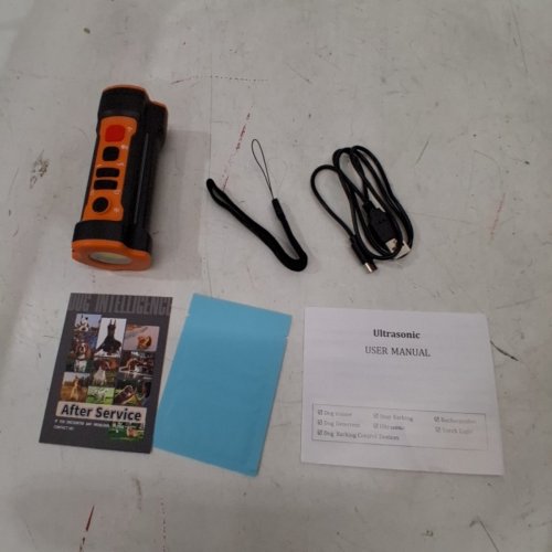 ULTRASONIC DOG BARK TRAINER WITH LIGHTS AND SOUND - ORANGE/BLACK image 3