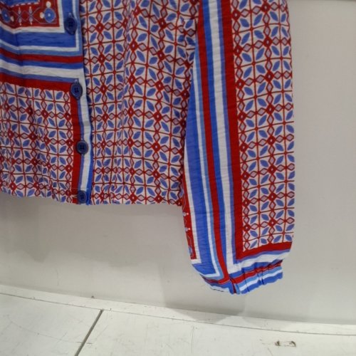 WOMEN'S BARILOCHE PATTERNED BUTTON-UP SHIRT - SMALL / MEDIUM - 38 - RED / BLUE / WHITE (STYLE : ALMAZUL) image 4