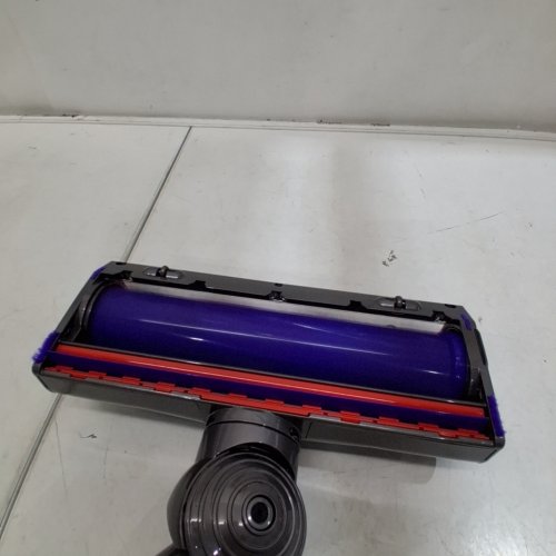 DYSON V9 SUBMARINE EXTRA CORDLESS WET AND DRY VACUUM - GREY/PURPLE - (MODEL:SV57) image 4