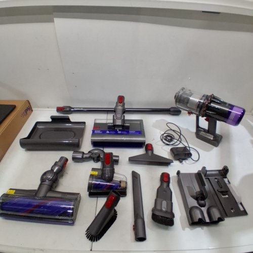 DYSON V9 SUBMARINE EXTRA CORDLESS WET AND DRY VACUUM - GREY/PURPLE - (MODEL:SV57) image 10