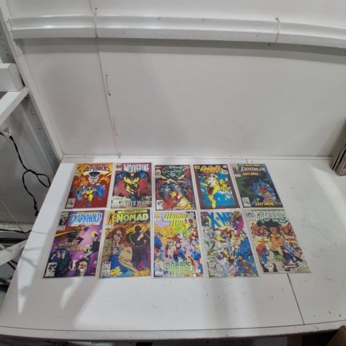 10 ASSORTED MARVEL COMIC BOOKS - VARIOUS AUTHORS image 2
