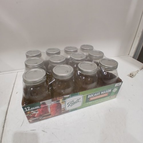 12PK BALL REGULAR MOUTH MASON JARS WITH LIDS AND BANDS - 31.6OZ - CLEAR (MODEL: 2016885) image 2