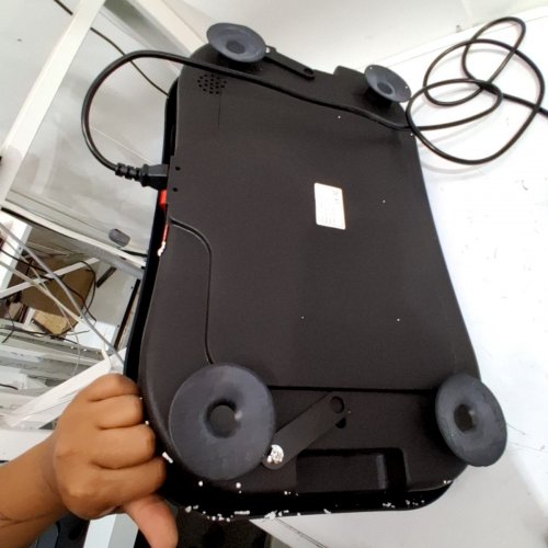 TAEVNO VIBRATION PLATE EXERCISE MACHINE - 23" X 15" - BLACK image 5