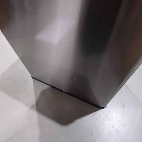 AMAZON BASICS RECTANGULAR RECYCLING AND TRASH STEP GARBAGE CAN - 60L - STAINLESS STEEL image 4
