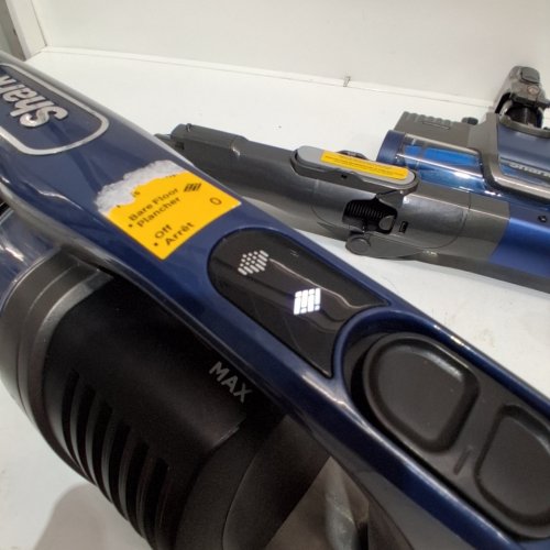 SHARK ROCKET PET PLUS CORDLESS STICK VACUUM WITH MUTIPLE ATTACHMENTS - BLUE/BLACK (MODEL: IZ340HC V5) image 10