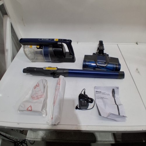SHARK ROCKET PET PLUS CORDLESS STICK VACUUM WITH MUTIPLE ATTACHMENTS - BLUE/BLACK (MODEL: IZ340HC V5) image 11