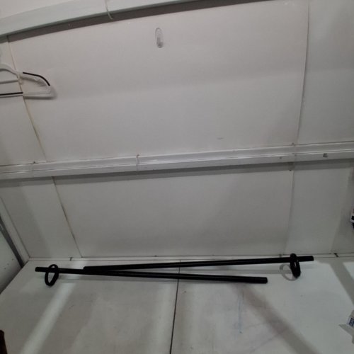 UMBRA RINGLET CURTAIN ROD - 42" TO 120" - BLACK (MODEL:1019044-038) image 2