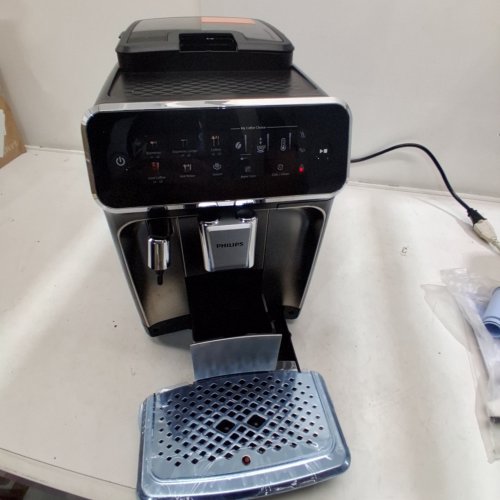PHILIPS 3300 SERIES FULLY AUTOMATIC ESPRESSO MACHINE WITH INTUITIVE TOUCH DISPLAY & CLASSIC MILK FROTHER - BLACK/CHROME - (MODEL: EP3326/90) image 3