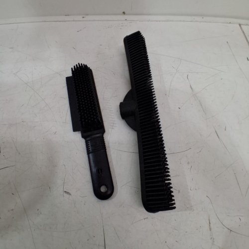 2PC EVRI FUREMOVER CARPET RAKE BRUSH AND PET HAIRBRUSH - BLACK image 2