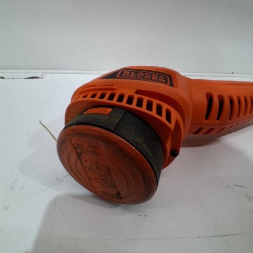 BLACK + DECKER CORDED STRING TRIMMER WITH AFS - 13" (MODEL: ST7700) image 5