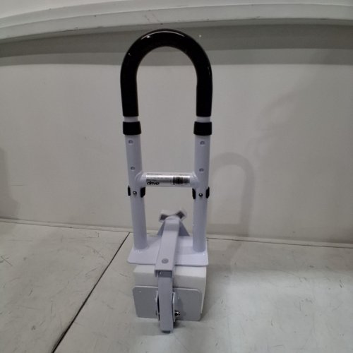 DRIVE MEDICAL ADJUSTABLE BATHTUB SAFETY RAIL TOOL-FREE CLAMP MOUNT – 300LBS CAPACITY – WHITE/BLACK (MODEL: RTL12036-ADJ) image 3