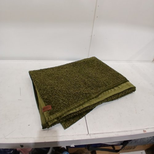 ROOTS HOME PLUSH BLANKET - 50" X 70" - GREEN (MODEL:2010800) image 3