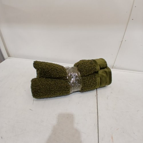 ROOTS HOME PLUSH BLANKET - 50" X 70" - GREEN (MODEL:2010800) image 6