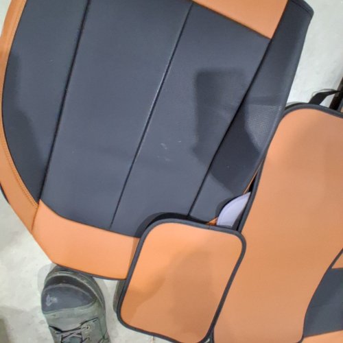 8PC COVERADO CAR SEAT COVER SET - UNIVERSAL FIT - BROWN / BLACK image 3