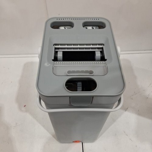 KUBUCHEE SEPARATION MOP BUCKET SET WITH STAINLESS STEEL ROD AND ULTRA-FINE FIBER CLOTH- GREY/WHITE (MODEL: 0862) image 5