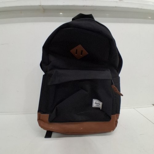 HERSCHEL SUPPLY CO. UNISEX-ADULT MID VOLUME HERITAGE BACKPACK - BLACK / TAN image 2