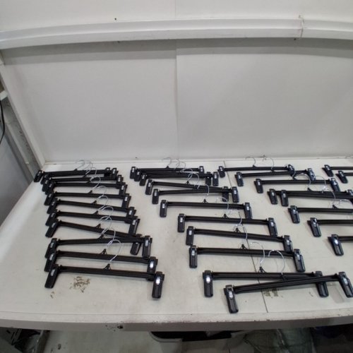 40PK PLASTIC CLIP PANTS HANGERS - BLACK image 2