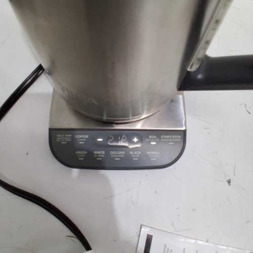 NINJA PRECISION TEMPERATURE ELECTRIC KETTLE - 7 CUP CAPACITY - BRUSHED STAINLESS STEEL (MODEL: KT200C) image 6