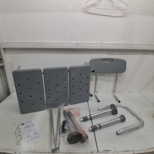 MEDLINE GUARDIAN BATHTUB TRANSFER BENCH WITH BACK SUPPORT & SUCTION FEET - 400LBS CAPACITY - GREY (MODEL: G3-100KBX1) image 2