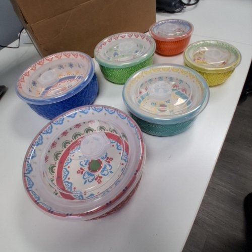 12pc SIGNATURE HOUSEWARES MICROWAVEABLE STONEWARE BOWLS WITH LIDS - VARIOUS PATTERNS AND COLOURS (MODEL: 2796164) image 3