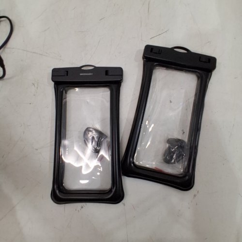 2PK MERKURY INNOVATIONS UNIVERSAL WATERPROOF CASE FOR SMARTPHONES - BLACK image 3