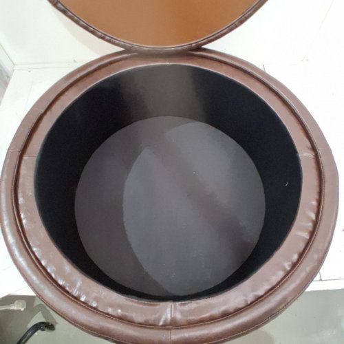 COLAMY LEATHER ROUND STORAGE OTTOMAN WITH REVERSIBLE TRAY LID -25" - BROWN (MODEL: K311) image 6