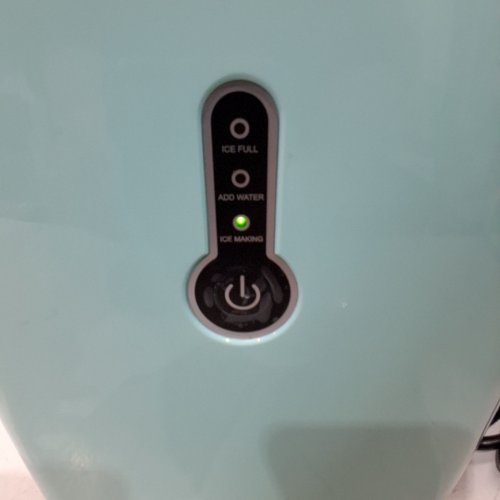 KUMIO COUNTERTOP ICE MAKER WITH ICE SCOOP & BASKET - 26.5LBS/24HR - BLUE - (MODEL: ICM1221) image 2
