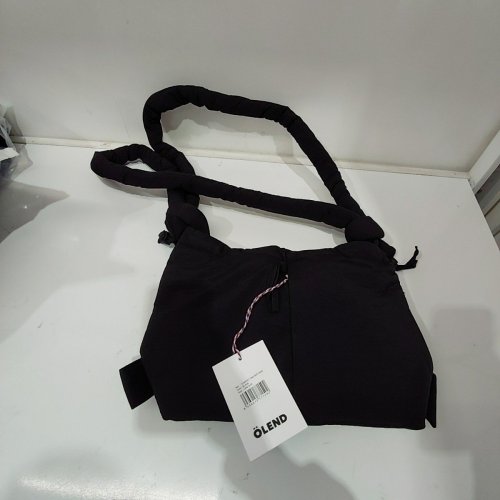 OLEND ONA COMPACT SOFT BAG - BLACK image 3