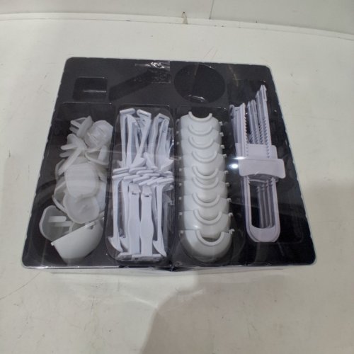 77PC SAFETY 1ST SAFEGUARD YOUR HOME KIT - DOOR KNOB COVERS/CABINET AND DRAWER LATCHES/CABINET SLIDING LOCK/PLUG PROTECTOR - WHITE - (MODEL: HS265) image 2